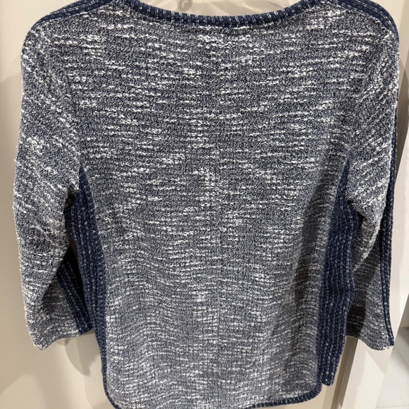 Sunday Blouse/Sweater - Picture 2 of 2